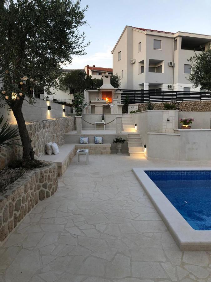 Villa Bella With Pool Novalja Exterior foto
