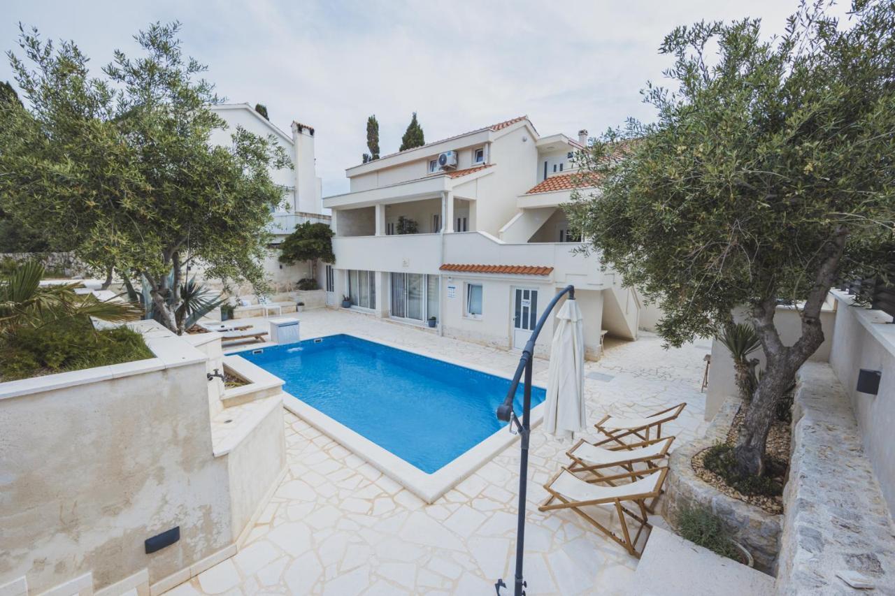 Villa Bella With Pool Novalja Exterior foto
