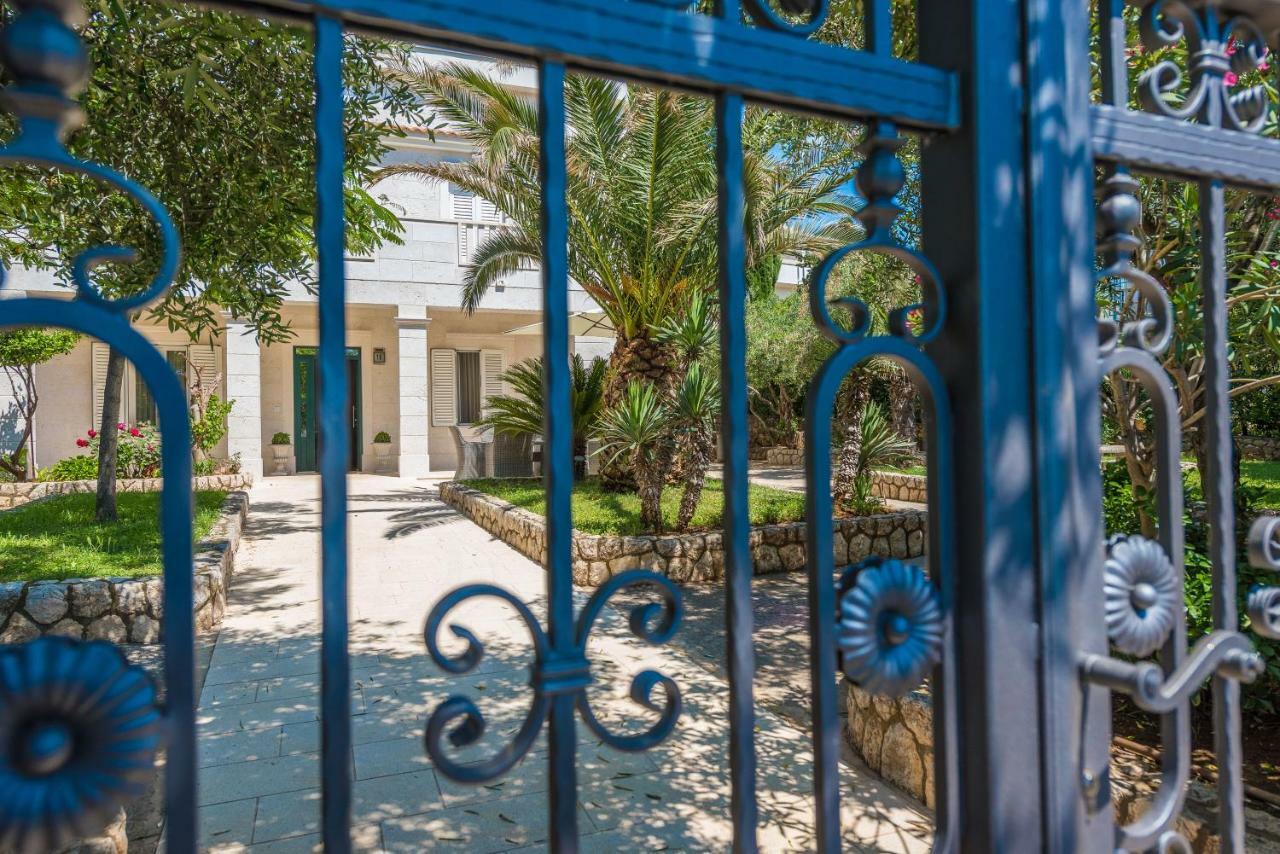 Villa Bella With Pool Novalja Exterior foto