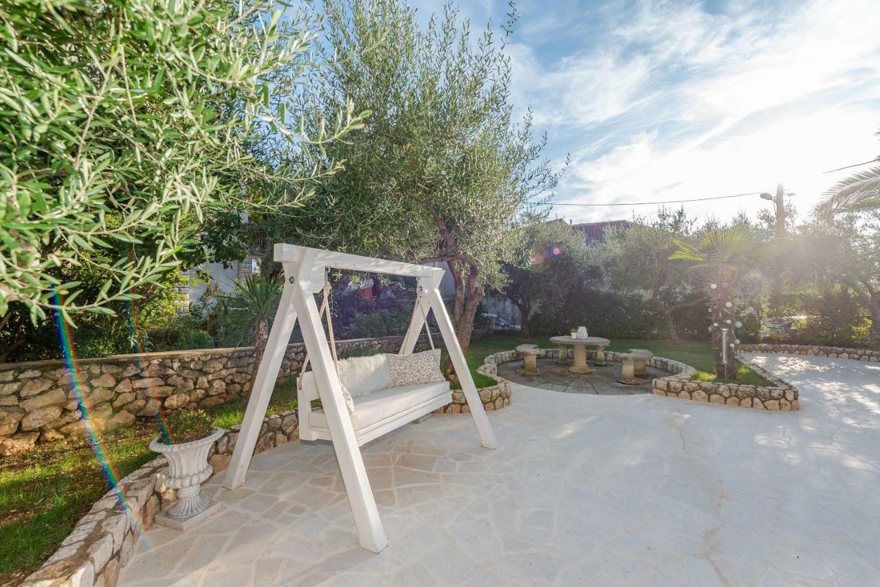 Villa Bella With Pool Novalja Exterior foto