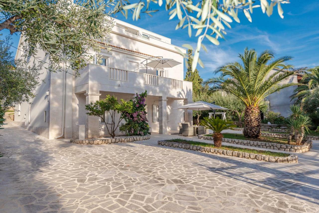 Villa Bella With Pool Novalja Exterior foto