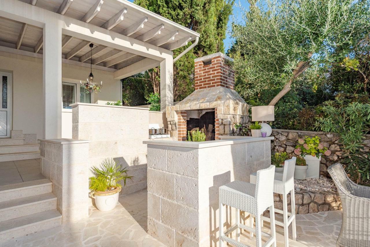 Villa Bella With Pool Novalja Exterior foto